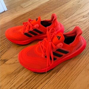 Adidas ultra boost solar red/core black